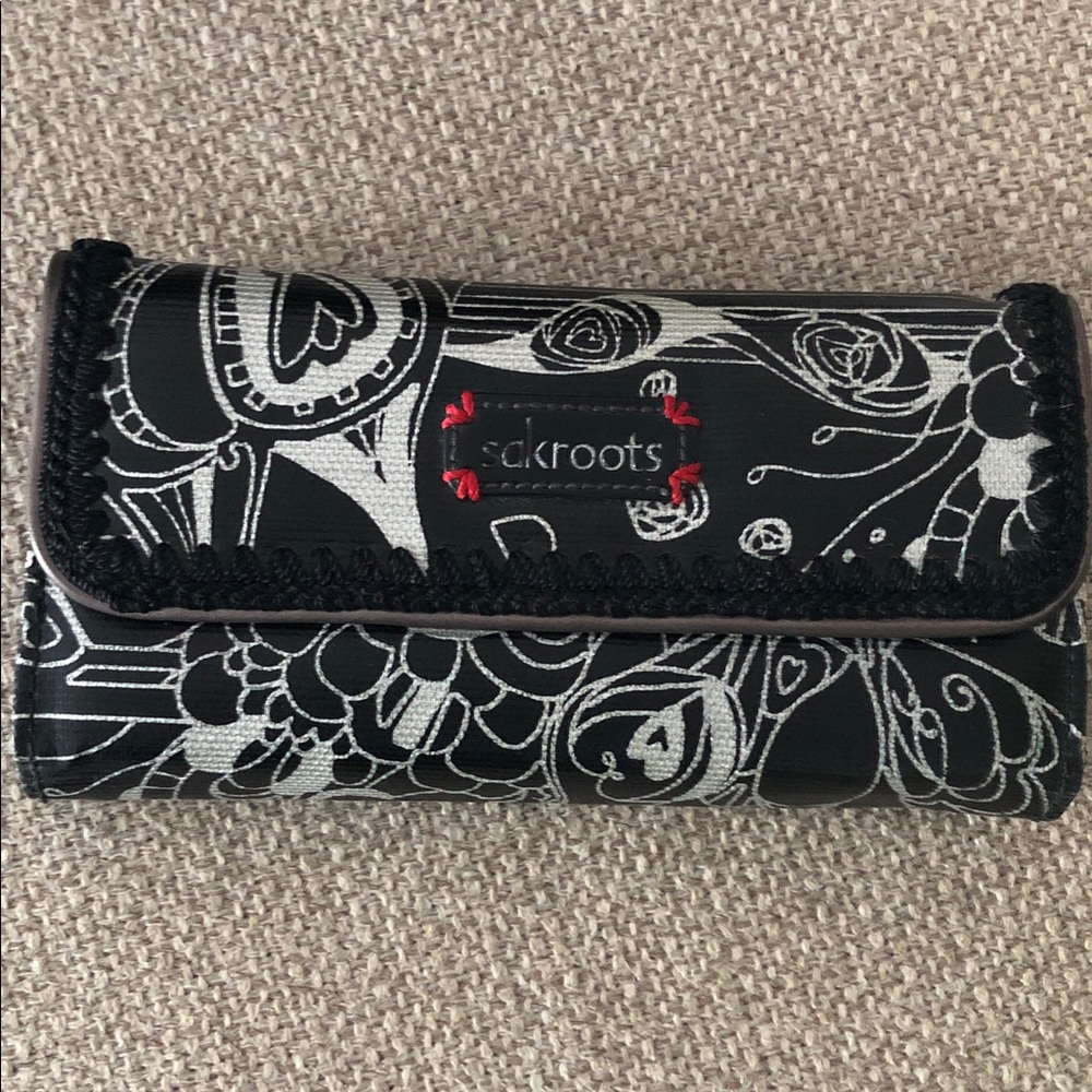 Sakroots Artistic Black and Silver Wallet